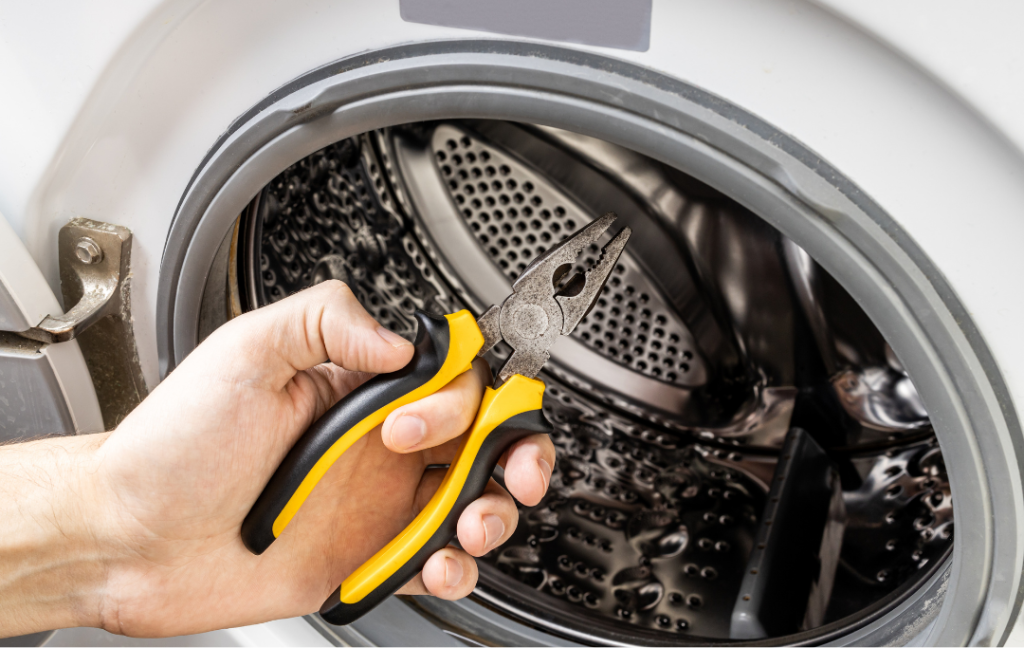 أفضل 7 أعطال شائعة في الغسالات وكيفية إصلاحها (دليل 2026)